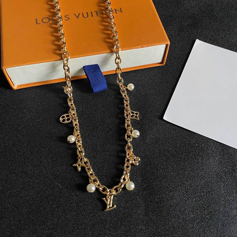 LV Necklace 11yxx149